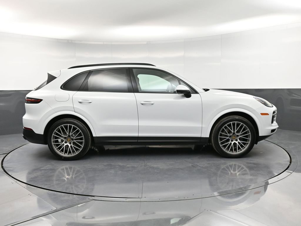 Certified 2023 Porsche Cayenne S Platinum image 9