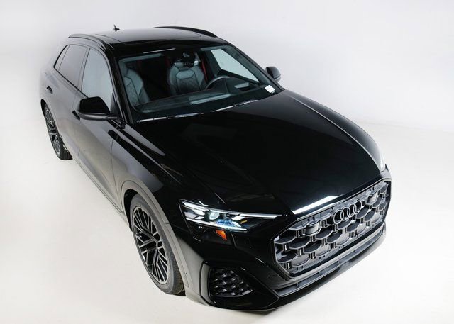New 2026 Audi SQ8 Prestige image 4