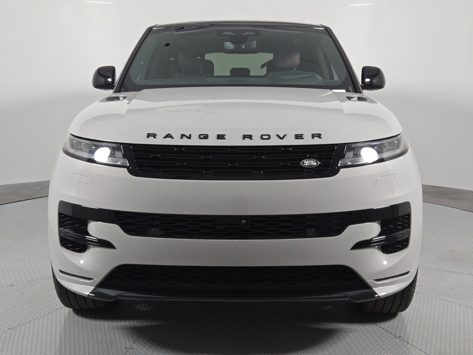 New 2025 Land Rover Range Rover Sport Autobiography image 8