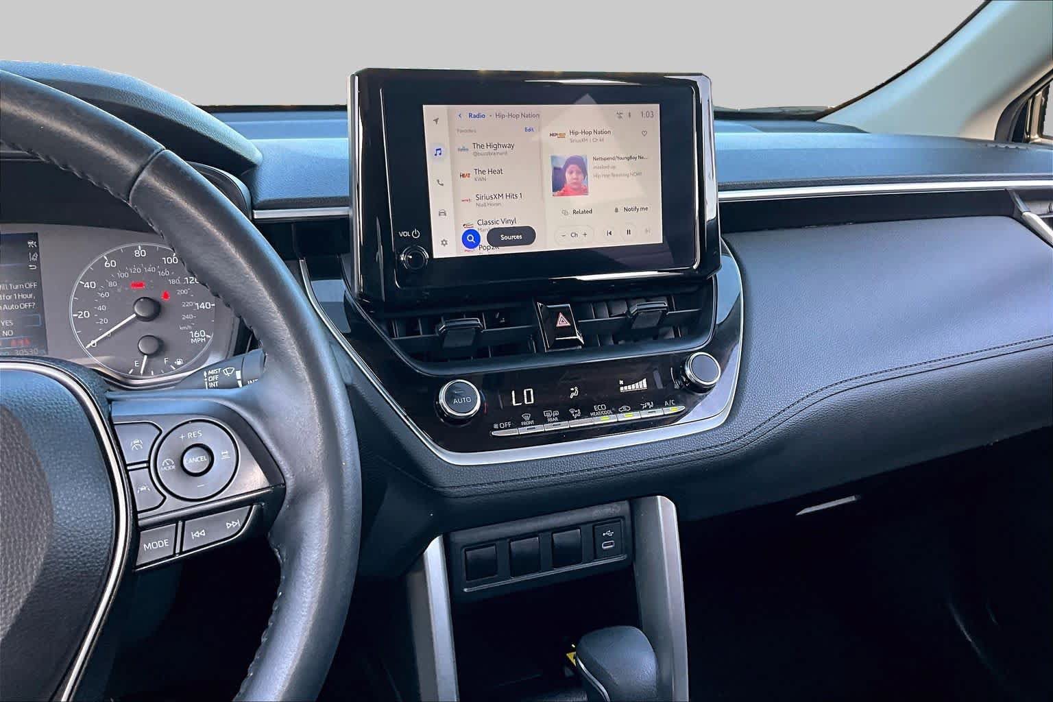 Used 2023 Toyota Corolla Cross LE w/ Moonroof Package FWD image 7