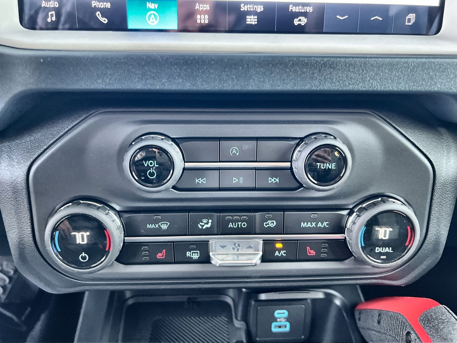 New 2025 Ford Bronco Heritage Edition image 21