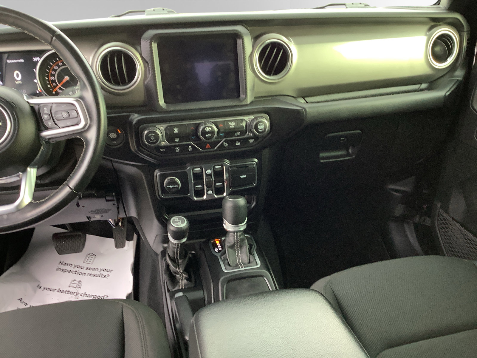 Used 2020 Jeep Gladiator Overland image 11