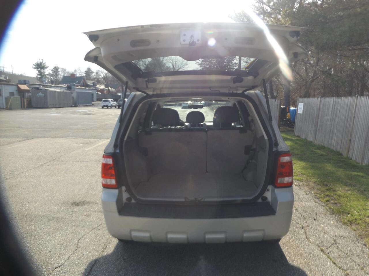 Used 2009 Ford Escape XLT image 5