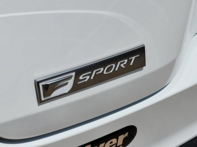 Used 2022 Lexus IS 350 F Sport RWD image 9