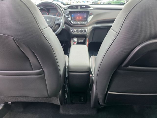Used 2021 Chevrolet TrailBlazer RS w/ Sun and Liftgate Package FWD image 16