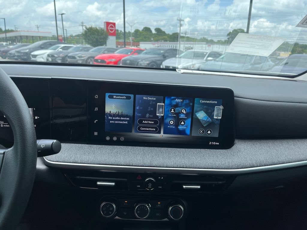 New 2026 Nissan Kicks S FWD image 16