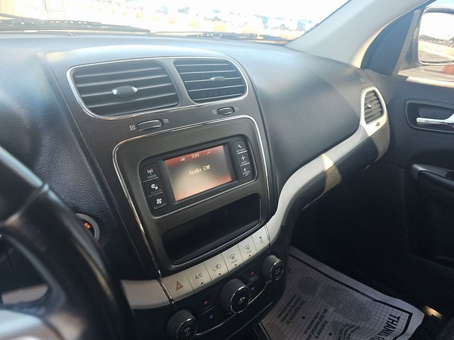 Used 2020 Dodge Journey SE w/ SE Popular Equipment Group image 5