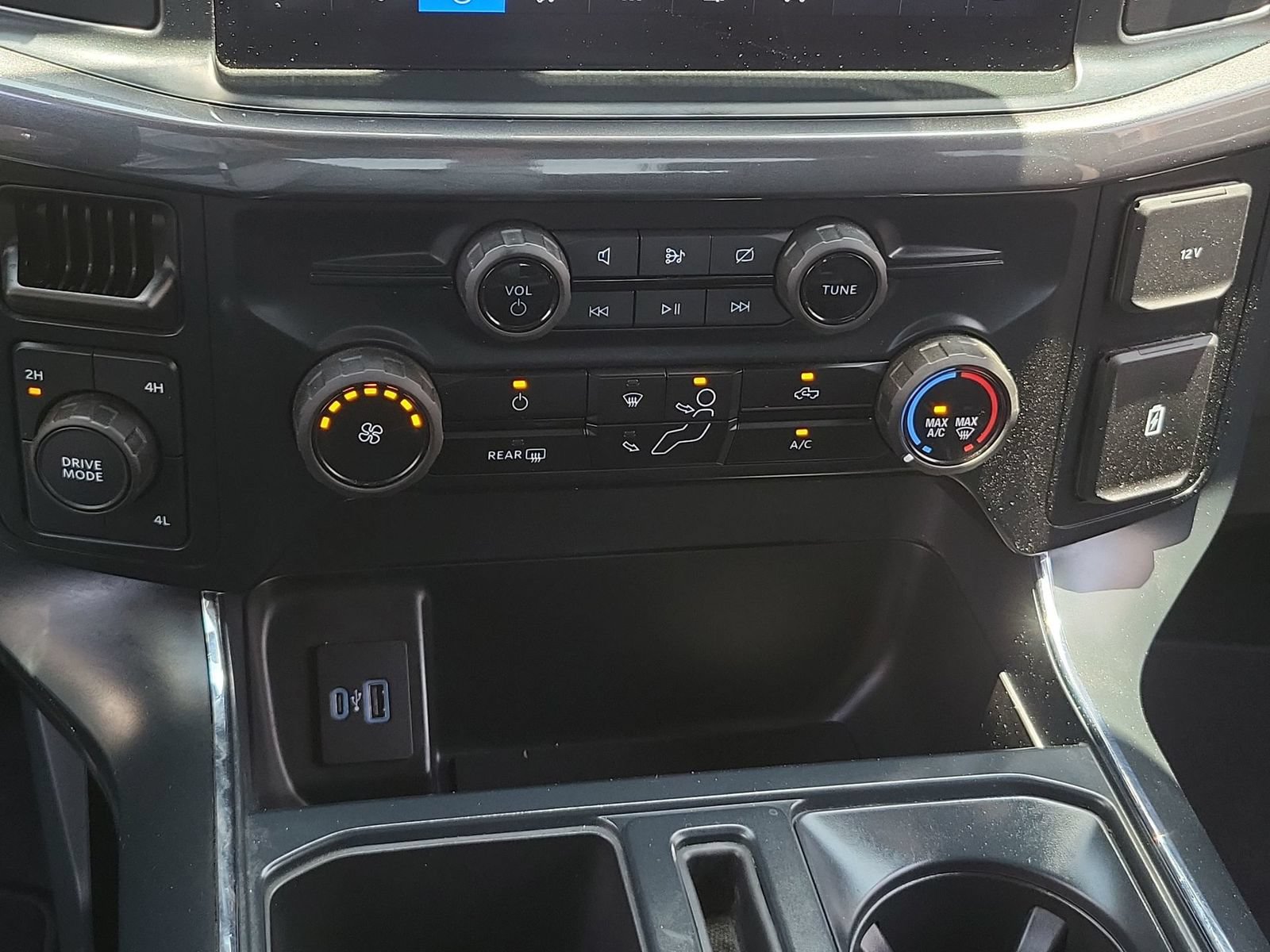 Used 2024 Ford F150 STX AWD/4WD image 34