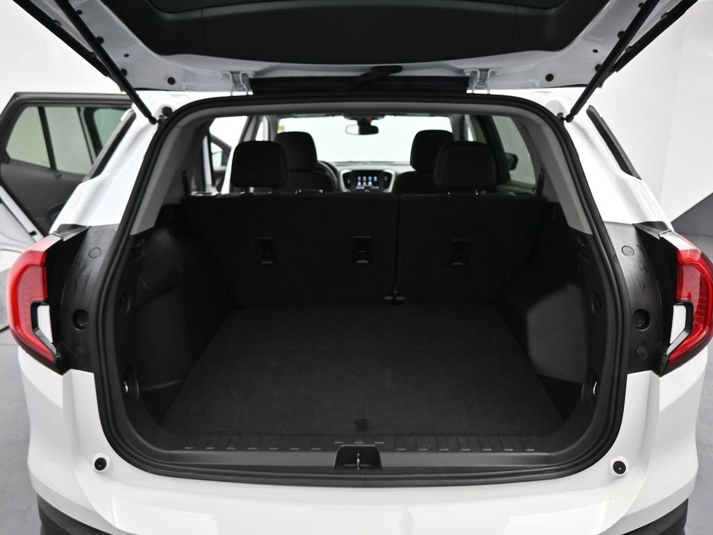 Certified 2024 GMC Terrain SLE image 21