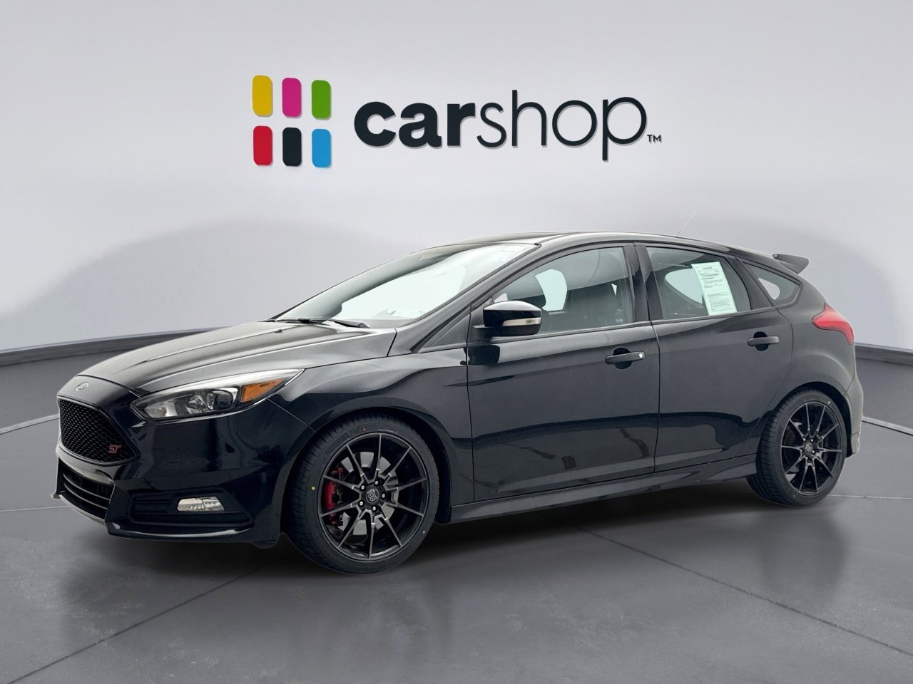 Used 2017 Ford Focus ST w/ Equipment Group 402A image 1