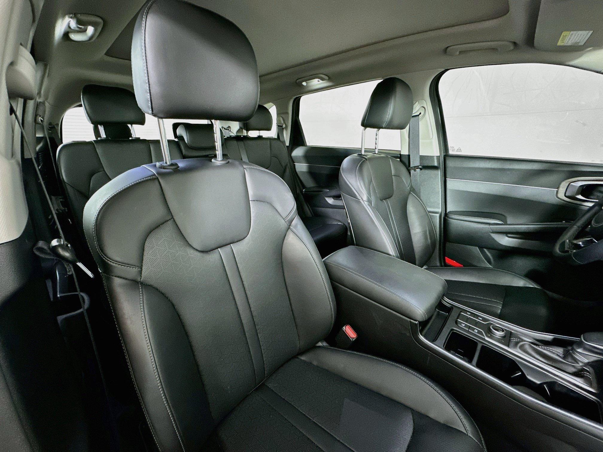 Certified 2023 Kia Sorento S w/ Panoramic Sunroof Package AWD/4WD image 28