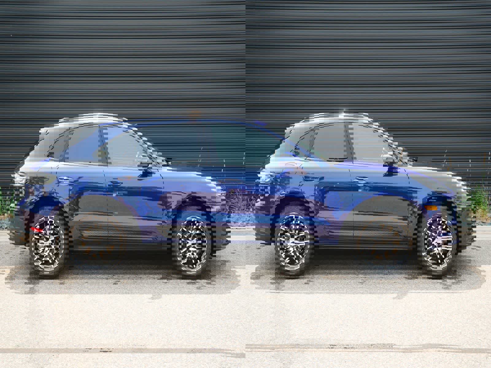 New 2025 Porsche Macan image 24