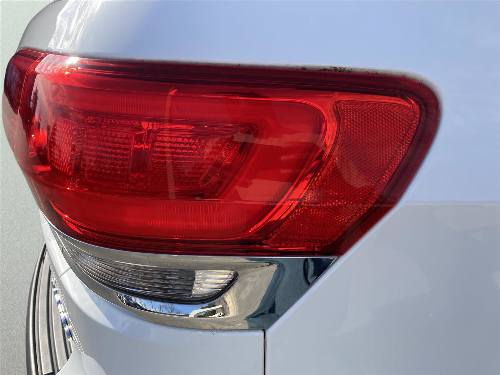 Used 2018 Jeep Grand Cherokee Laredo image 11