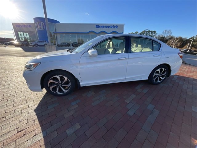 Used 2016 Honda Accord EX-L image 9