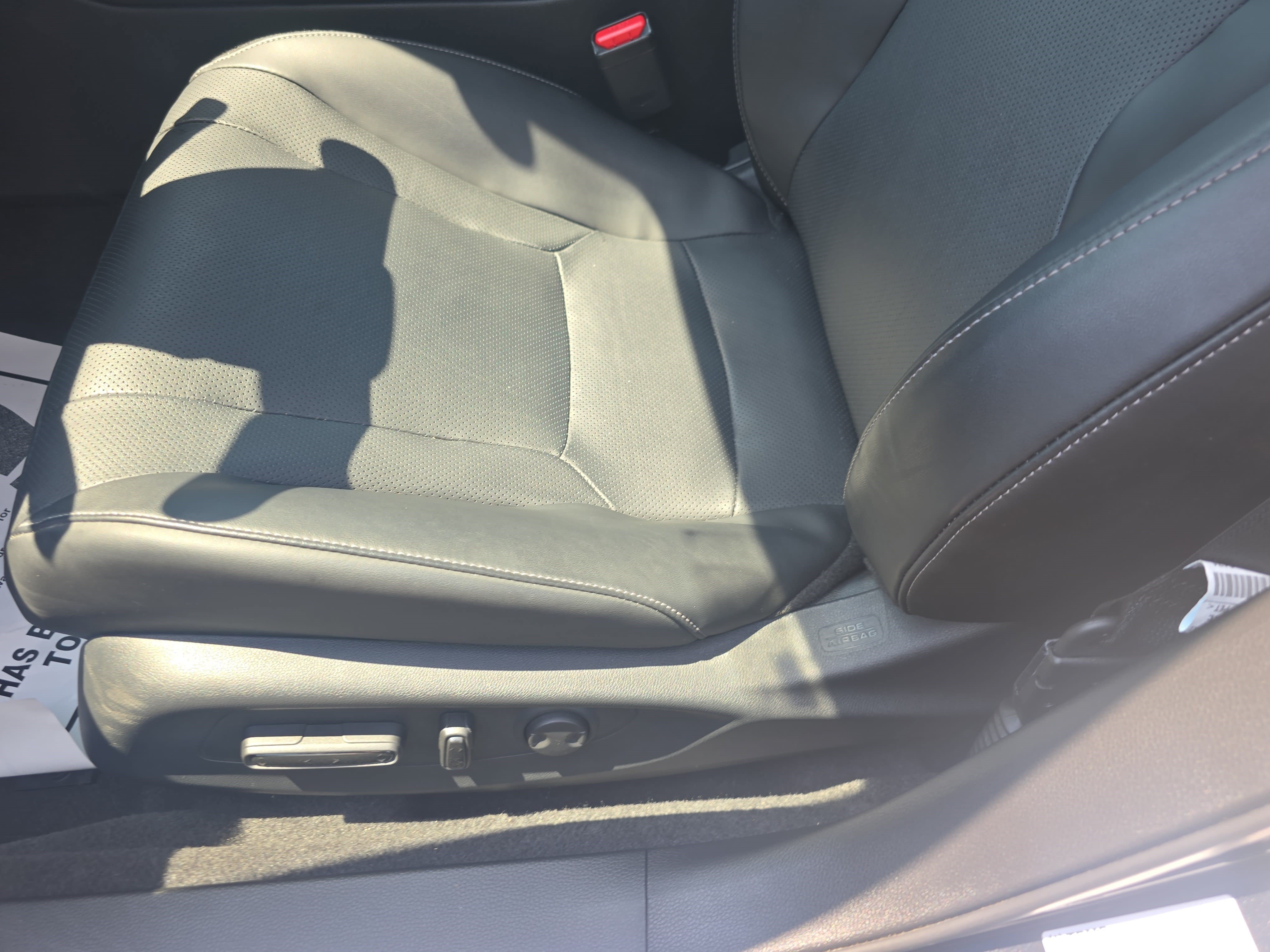 Used 2023 Honda Accord EX-L image 26