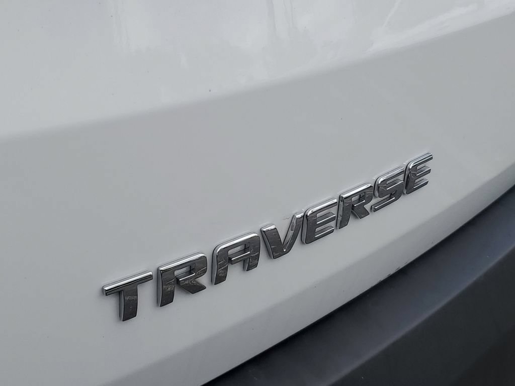 Used 2022 Chevrolet Traverse LT FWD image 7