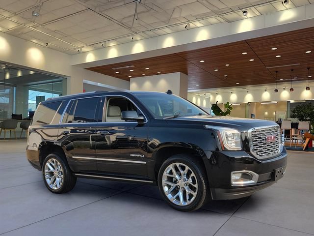 Used 2019 GMC Yukon Denali w/ Denali Ultimate Package AWD/4WD image 4