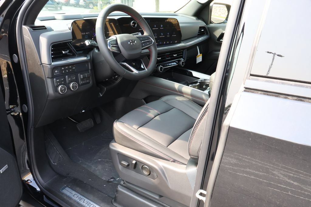 New 2026 Chevrolet Tahoe RST w/ RST Capability Package AWD/4WD image 14