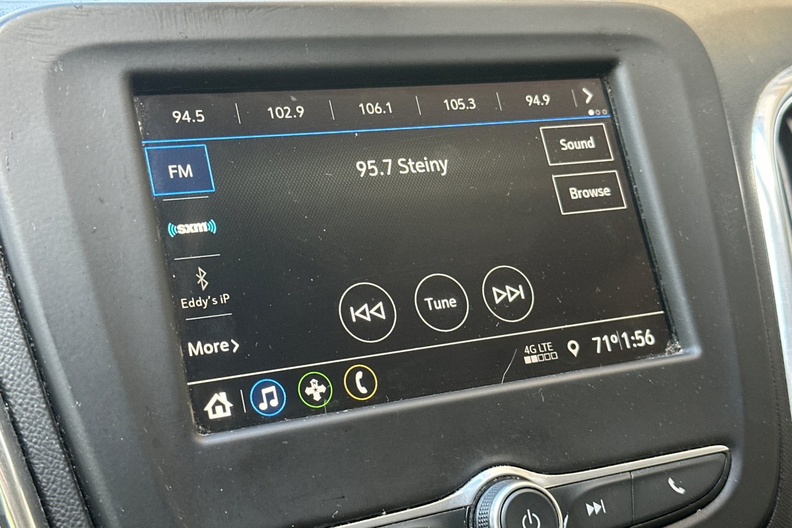 Used 2019 Chevrolet Equinox LT FWD image 26