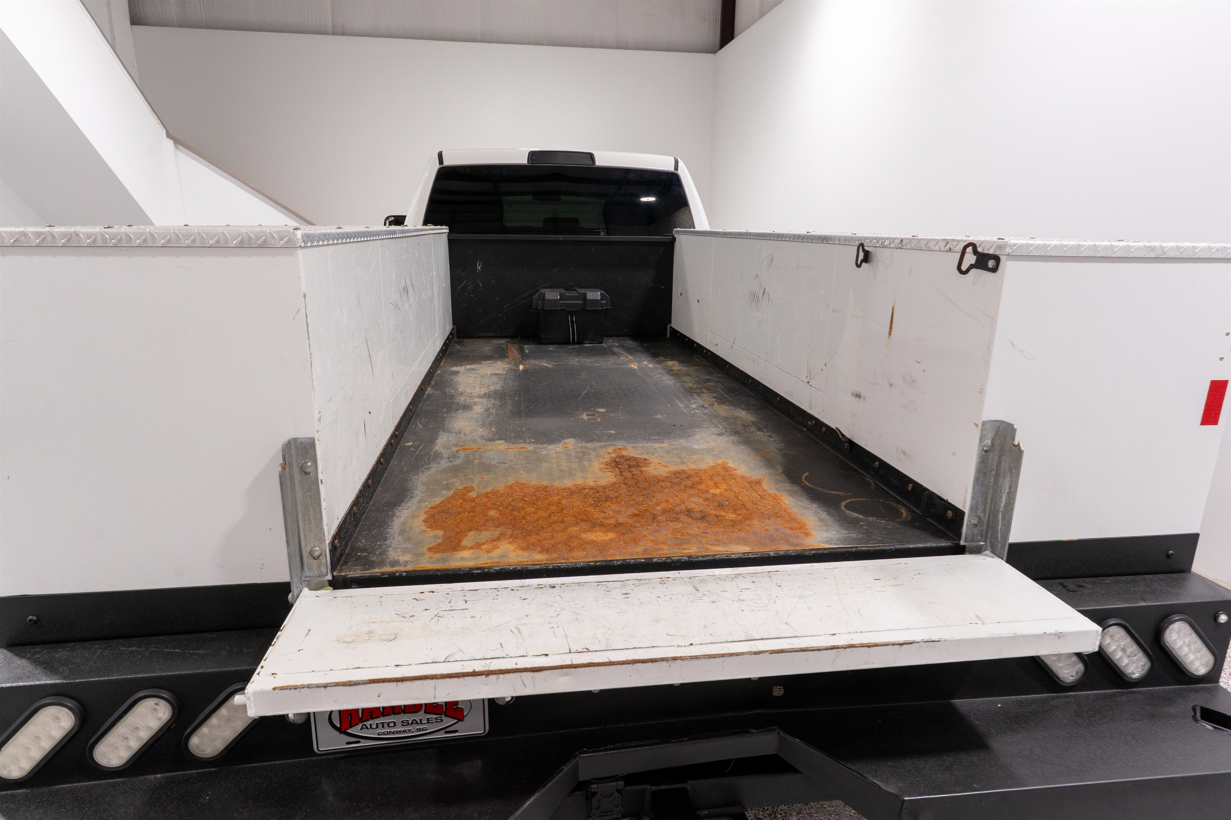 Used 2018 RAM 3500 Tradesman w/ Chrome Appearance Group AWD/4WD image 12
