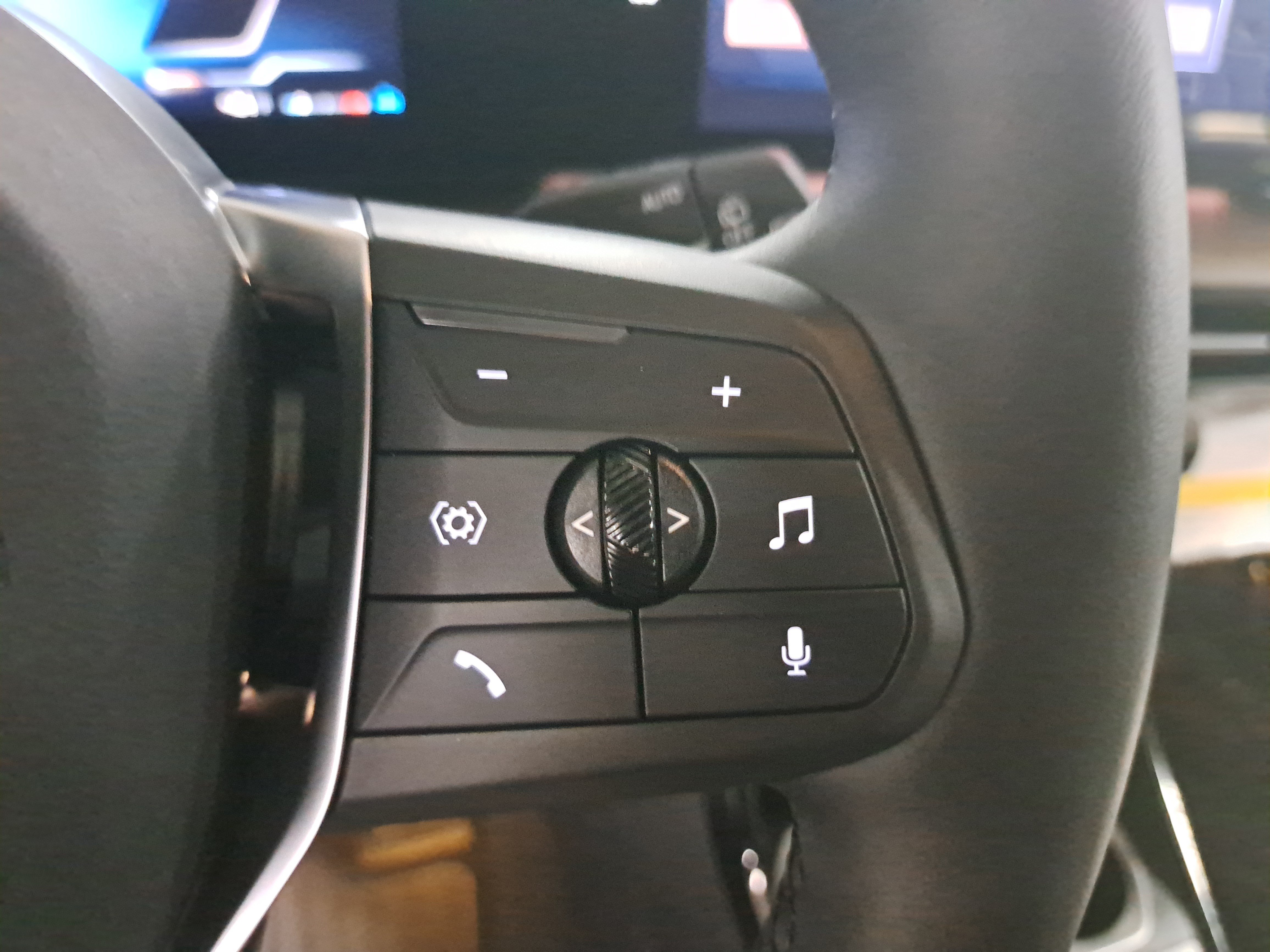 New 2026 BMW X1 xDrive28i w/ Technology Package AWD/4WD image 19