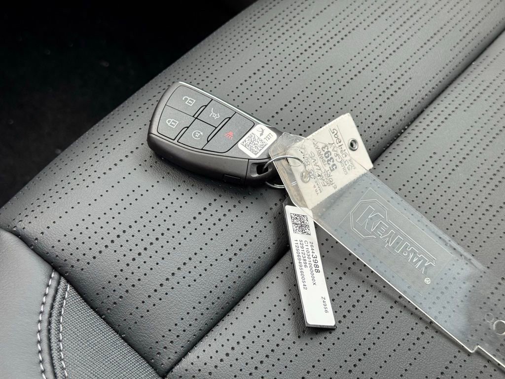 New 2025 Buick Enclave Sport Touring w/ Super Cruise Package image 34