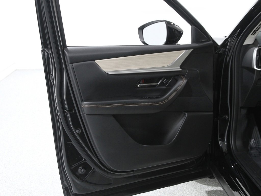 Used 2025 MAZDA CX-90 Plug-In Hybrid w/Premium Sport image 4