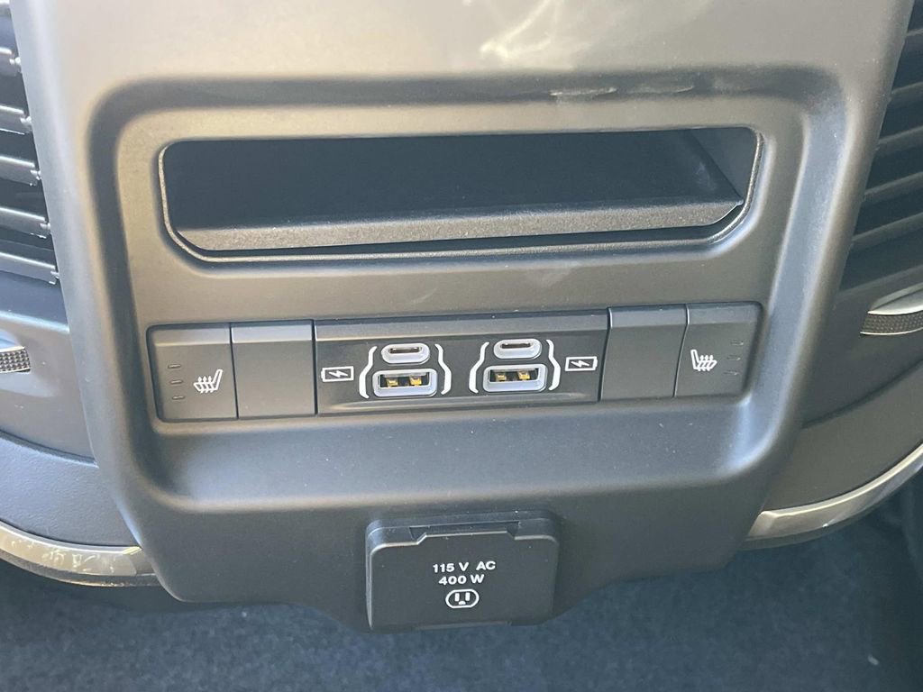 Used 2026 RAM 1500 Laramie w/ Night Edition image 17