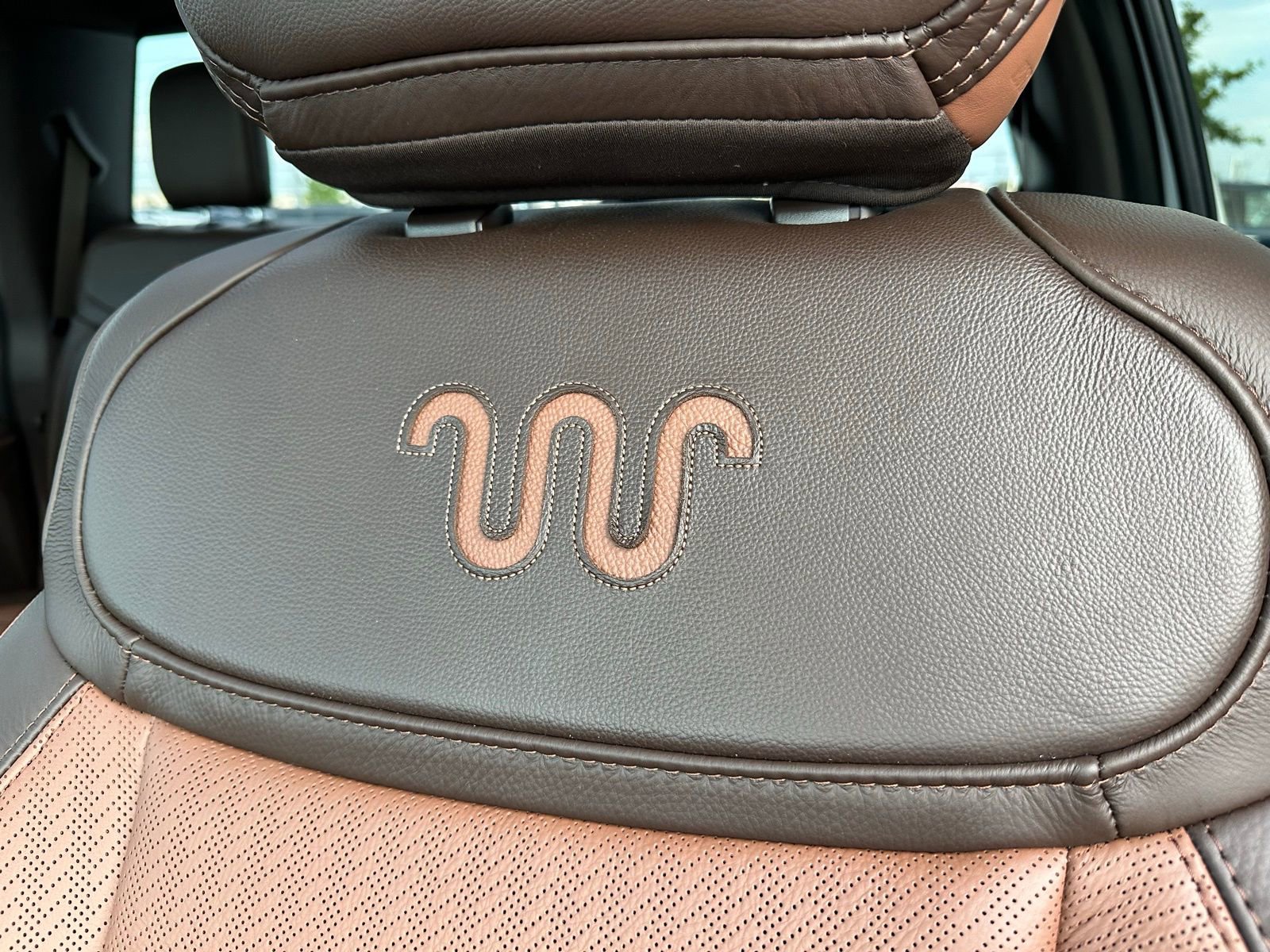 New 2026 Ford F250 King Ranch w/ FX4 Off-Road Package image 33