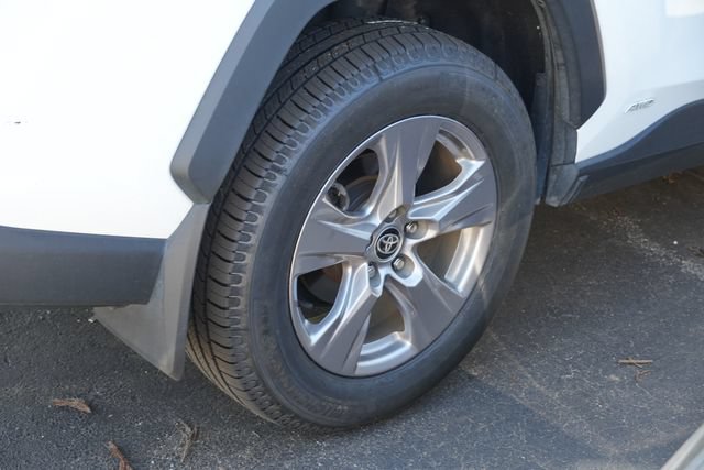 Used 2024 Toyota RAV4 XLE w/ Convenience Package AWD/4WD image 10