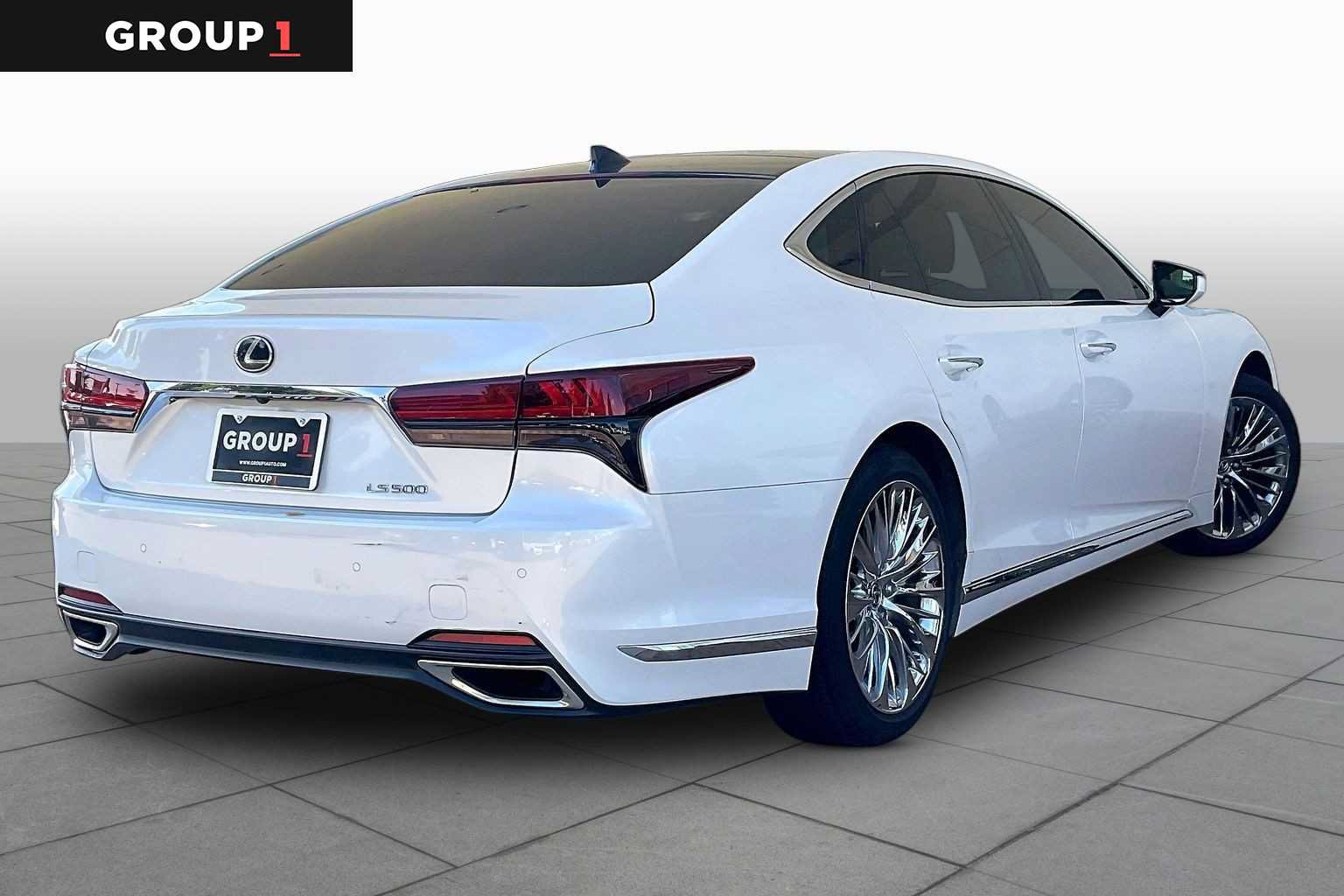 Used 2022 Lexus LS 500 w/ Interior Upgrade Package RWD image 11