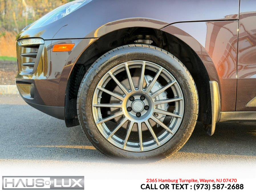 Used 2017 Porsche Macan S AWD/4WD image 10