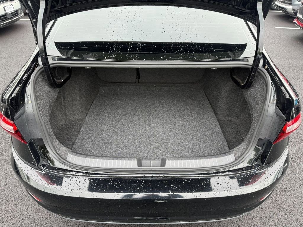 Used 2020 Volkswagen Jetta SE FWD image 5