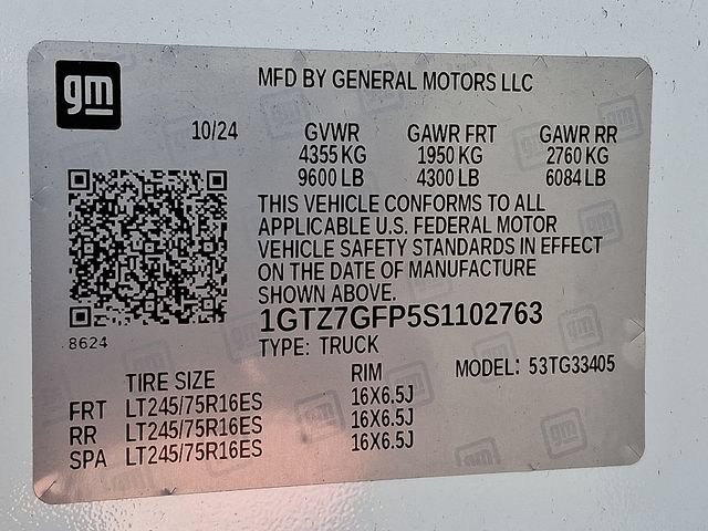 New 2025 GMC Savana 3500 w/ Driver Convenience Package RWD image 20