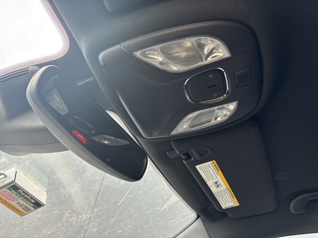 Used 2025 Jeep Compass Limited AWD/4WD image 22