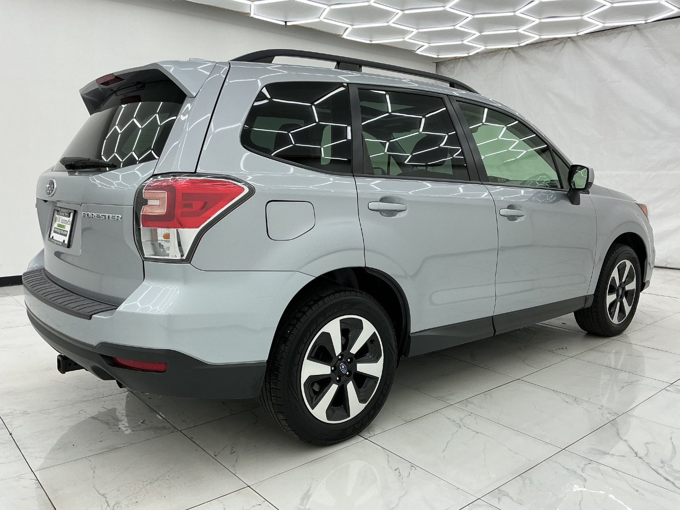 Used 2018 Subaru Forester 2.5i Premium AWD/4WD image 12