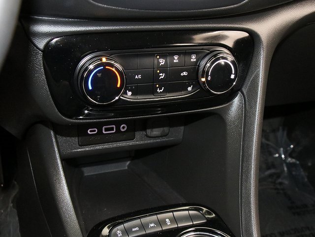 Certified 2023 Buick Encore GX Preferred w/ Cold Weather Comfort Package image 19