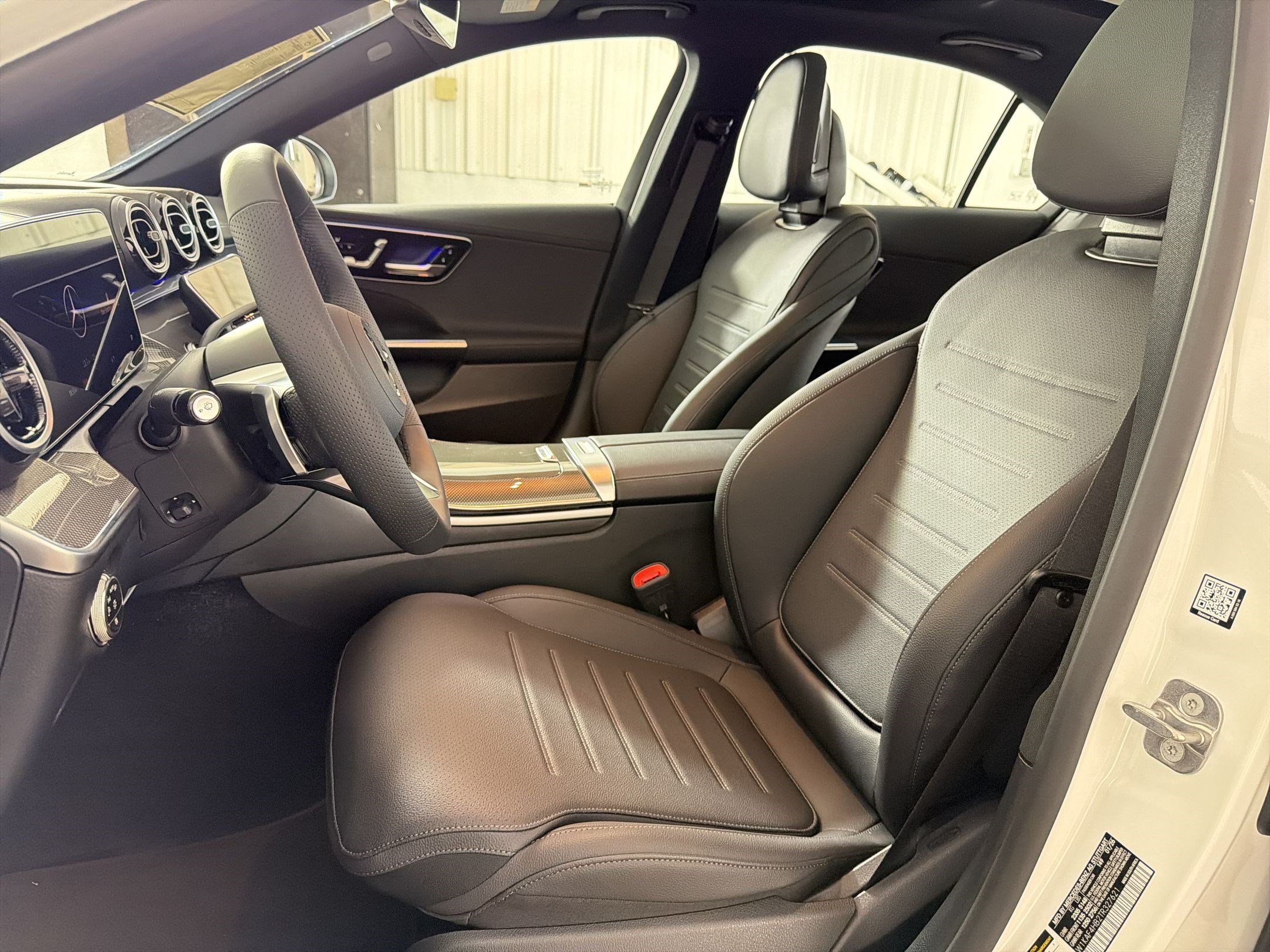 Used 2026 Mercedes-Benz C 300 4MATIC Sedan image 5