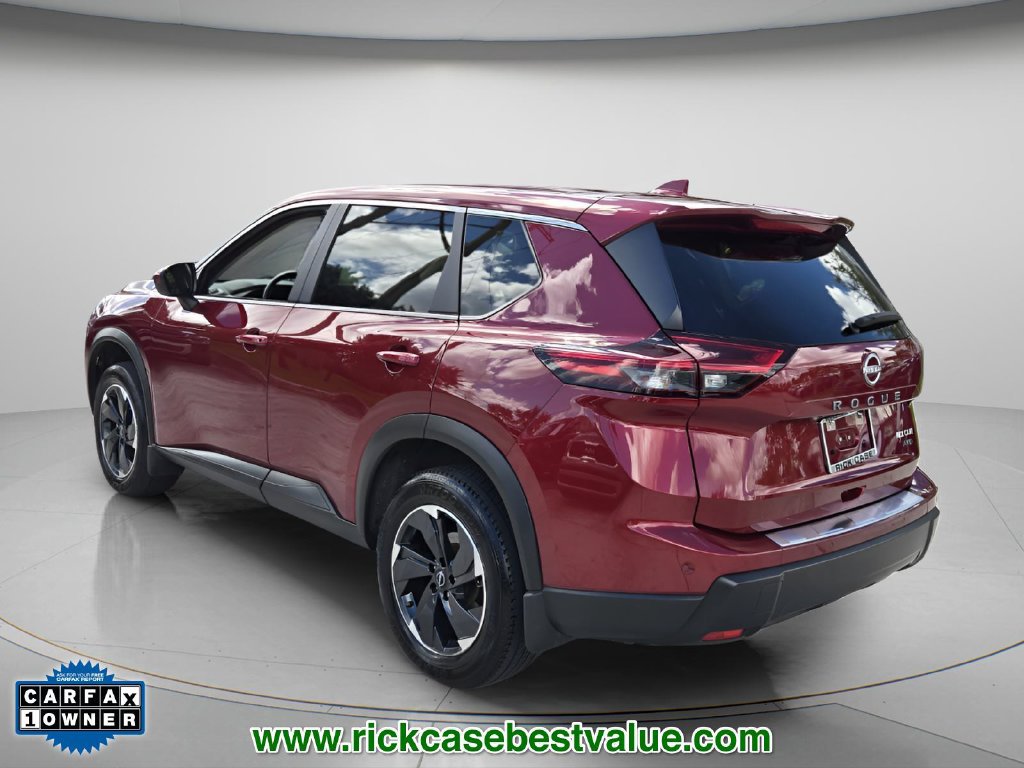 Used 2025 Nissan Rogue SV AWD/4WD image 8