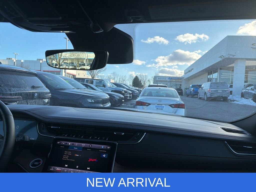 Certified 2024 Jeep Grand Cherokee Summit image 20