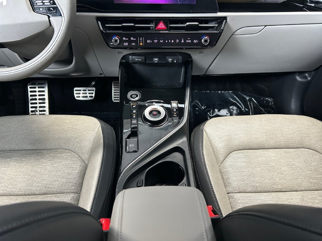 Used 2023 Kia Niro Wave FWD image 13