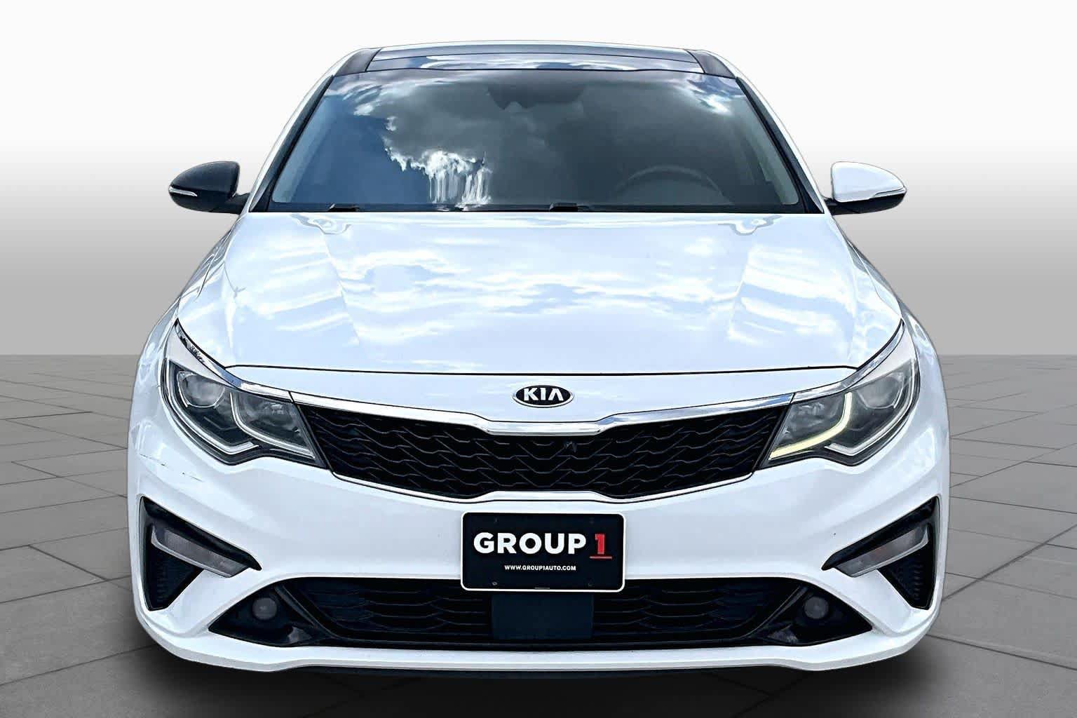 Used 2019 Kia Optima EX w/ EX Premium Package FWD image 4