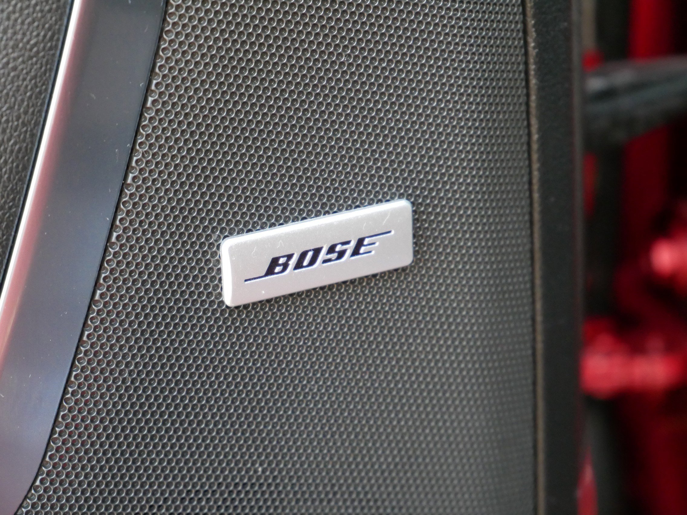 Used 2023 Chevrolet Suburban RST w/ Sport Performance Package image 20