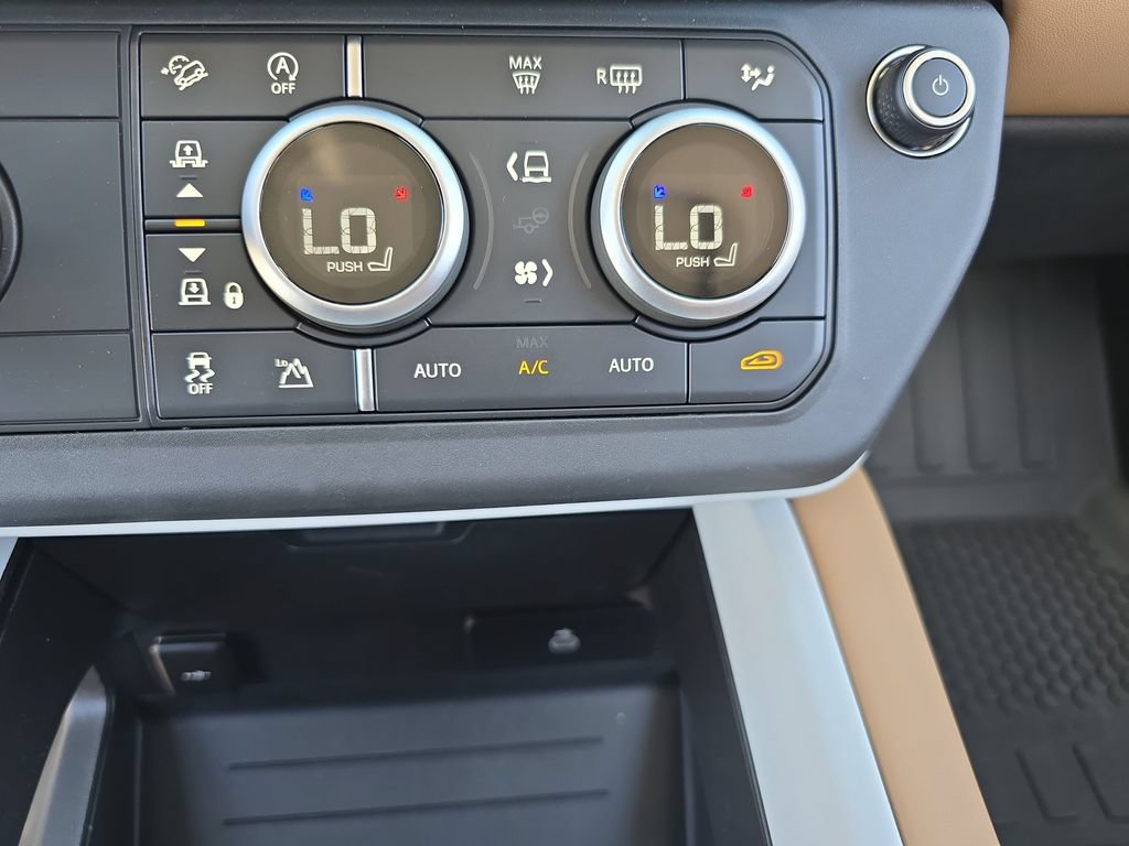 New 2026 Land Rover Defender 110 S AWD/4WD image 24