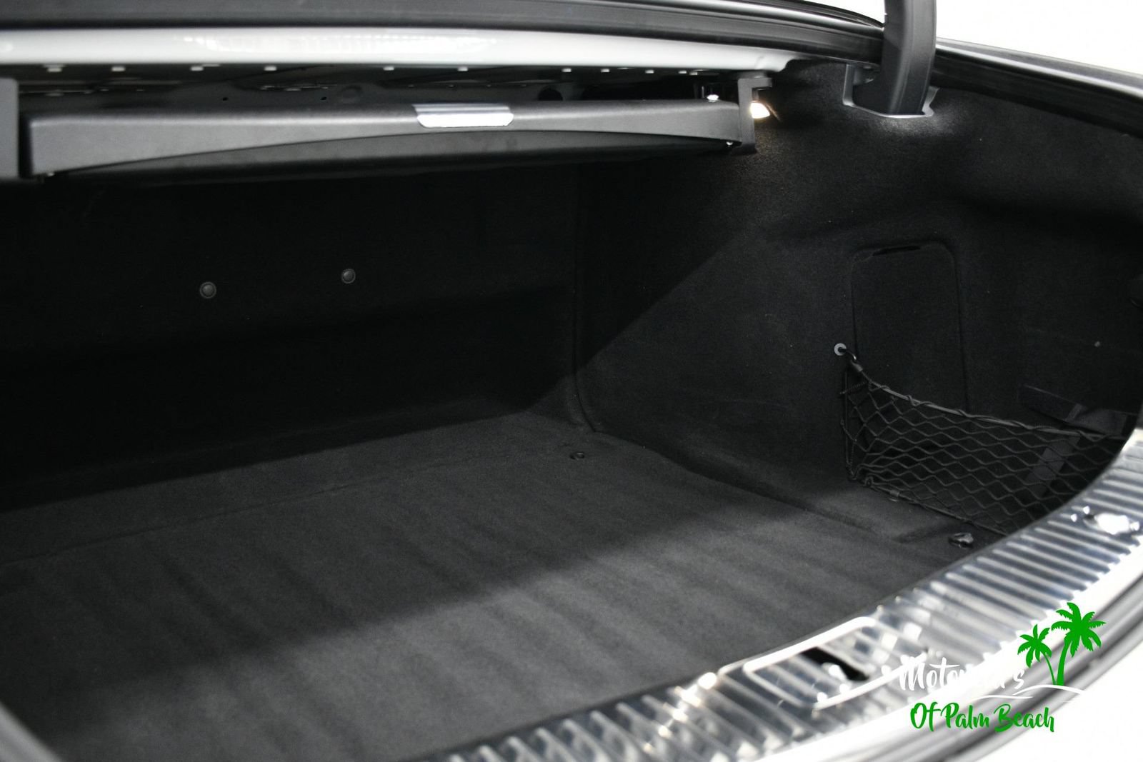 Used 2019 Mercedes-Benz S 560 Sedan image 16