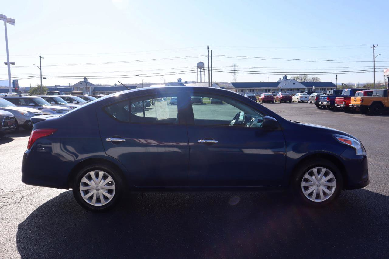 Used 2019 Nissan Versa SV FWD image 6