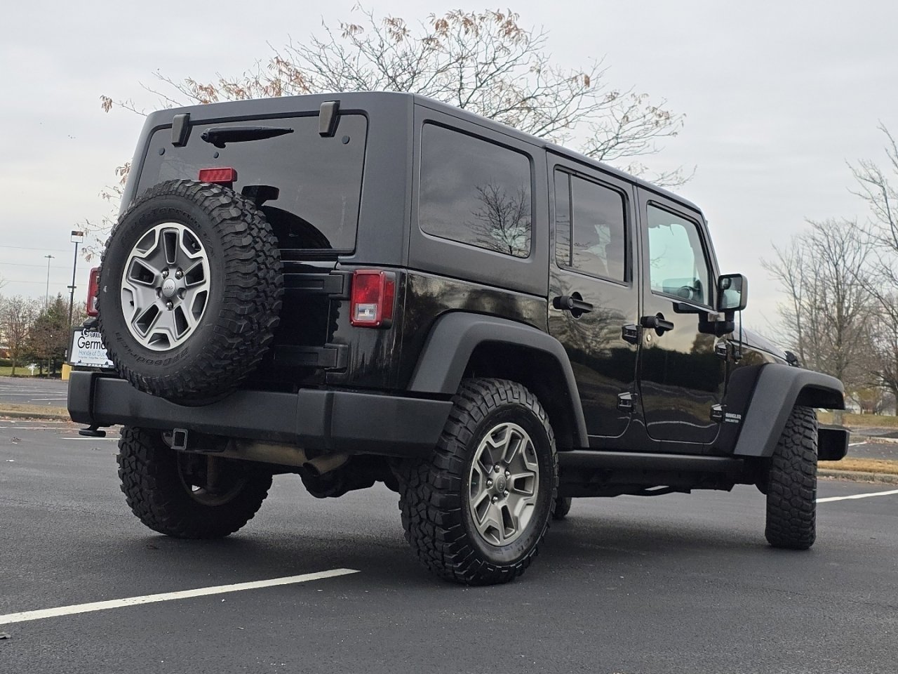 Used 2013 Jeep Wrangler Unlimited Rubicon w/ Connectivity Group image 13