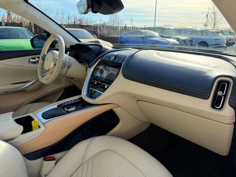 Used 2021 Aston Martin DBX Sport Utility 4D image 29