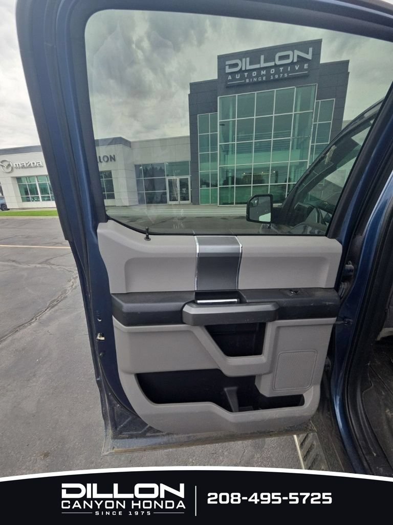 Used 2016 Ford F150 XLT w/ Equipment Group 302A Luxury AWD/4WD image 21