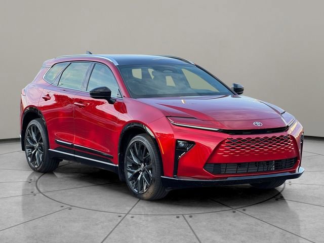 Certified 2025 Toyota Crown Signia w/ Advanced Technology Package image 8